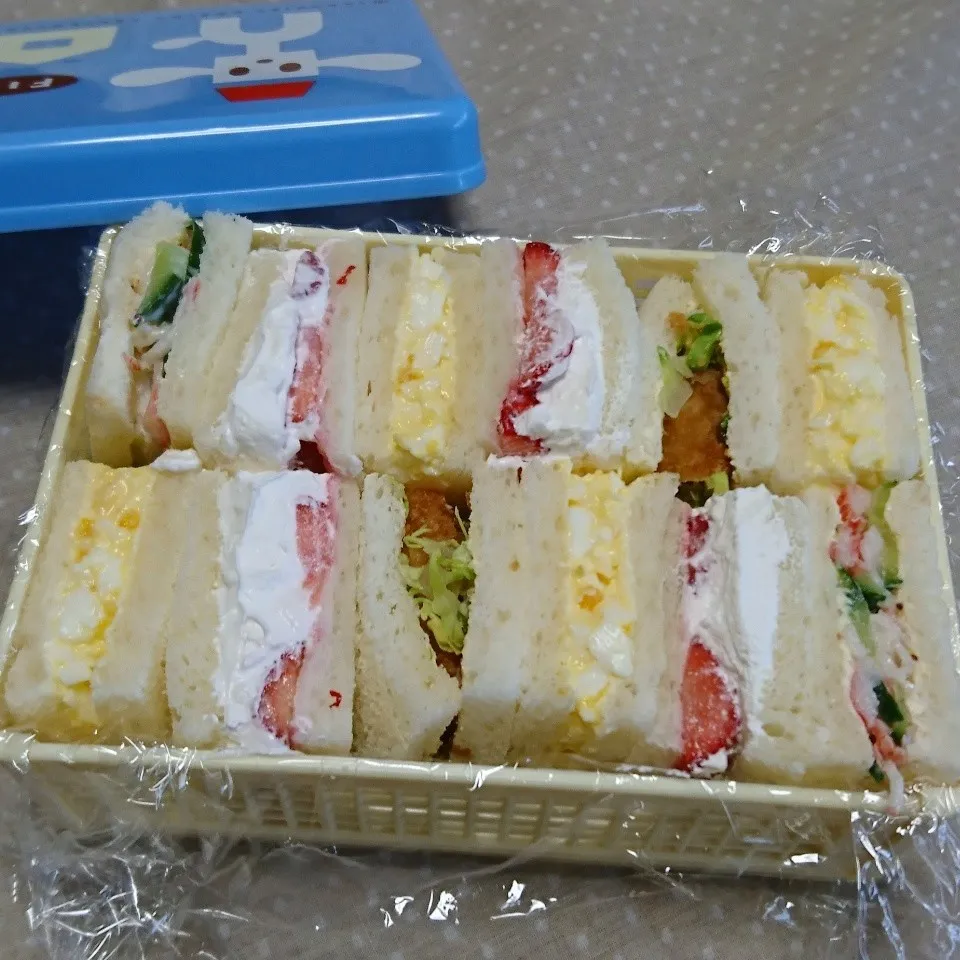 Snapdishの料理写真:今日のお弁当☆サンドイッチ|吉田啓子さん