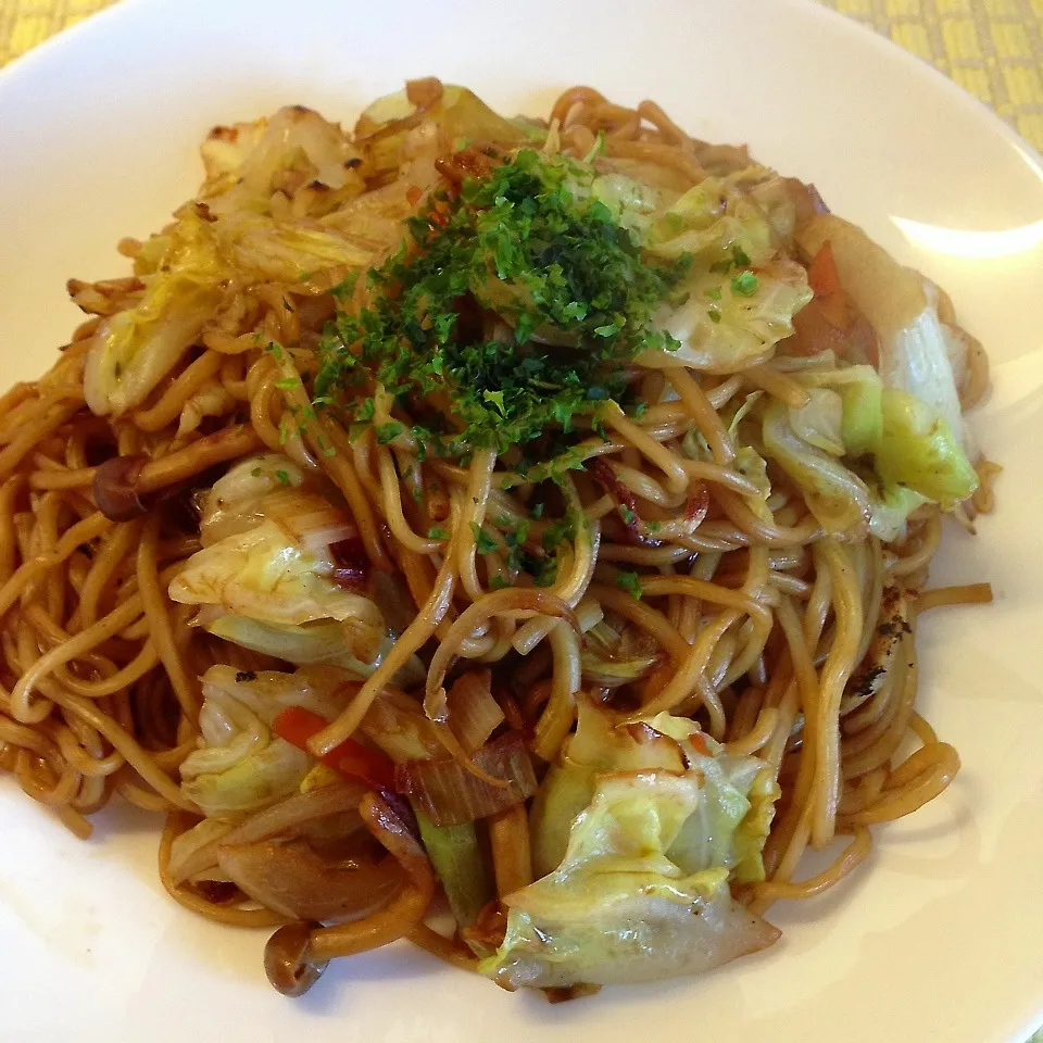 Snapdishの料理写真:朝焼きそば|♡happyhalloween♡さん