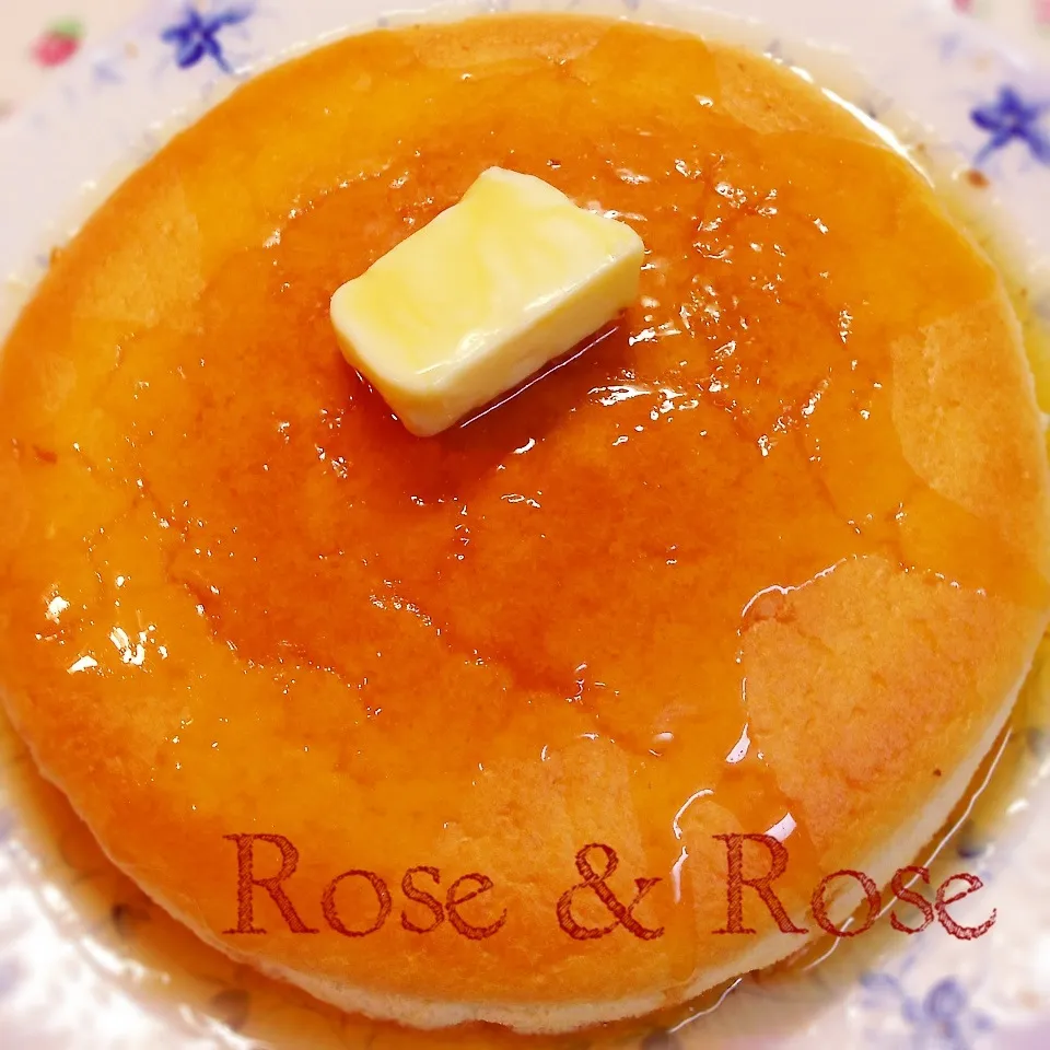 Snapdishの料理写真:ふわふわスフレパンケーキです:*:・(￣∀￣)・:*:|ROSE & ROSEさん