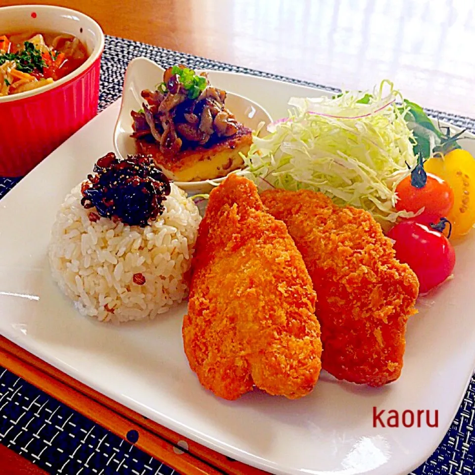 アジフライと豆腐ステーキランチ♪|かおちゃんさん