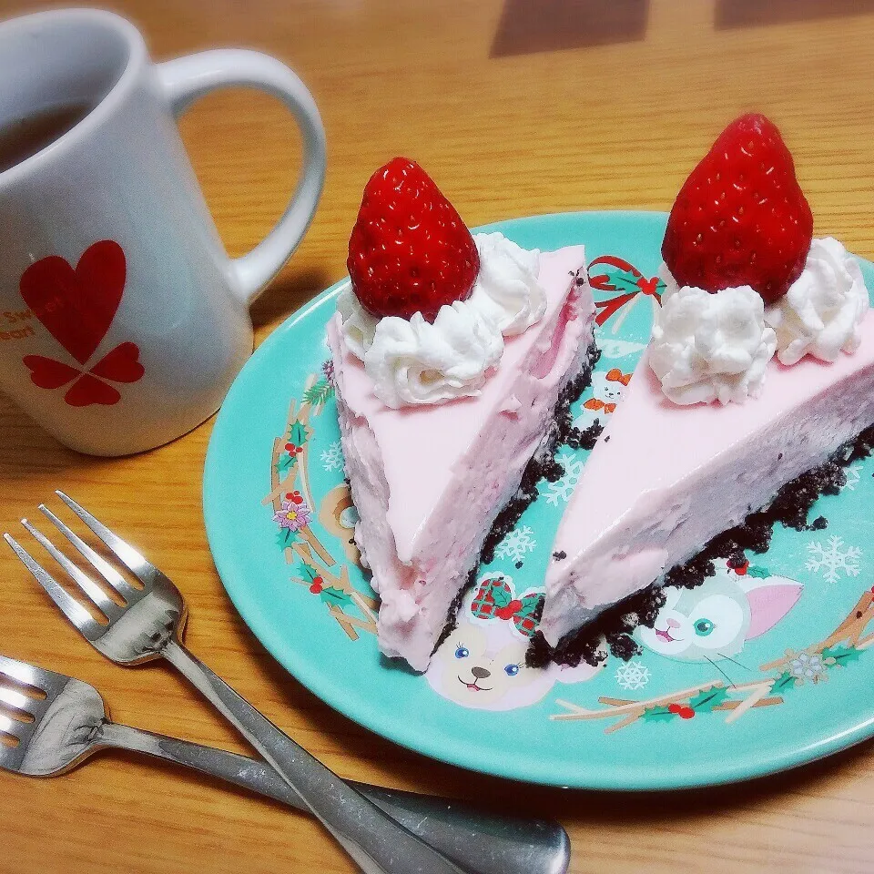 いちごのレアチーズケーキ🍓|Yuki Yoshidaさん