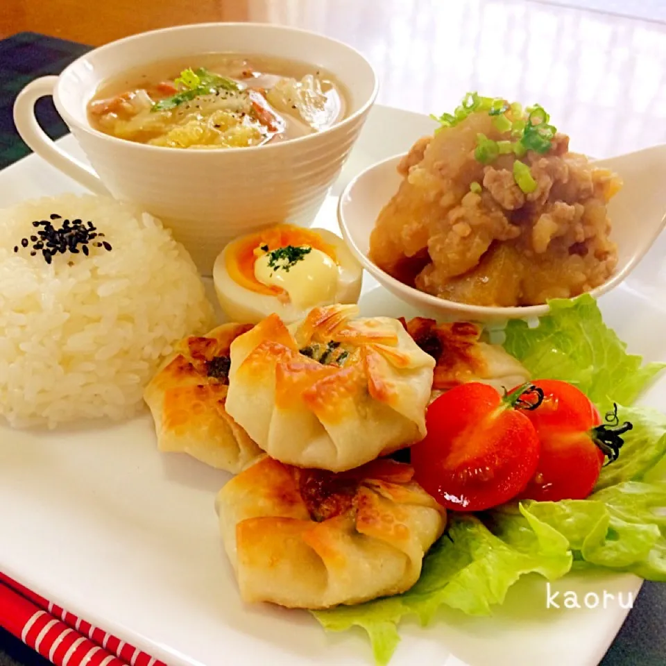 すり身ニラ饅頭＆白菜セロリスープランチ♪|かおちゃんさん