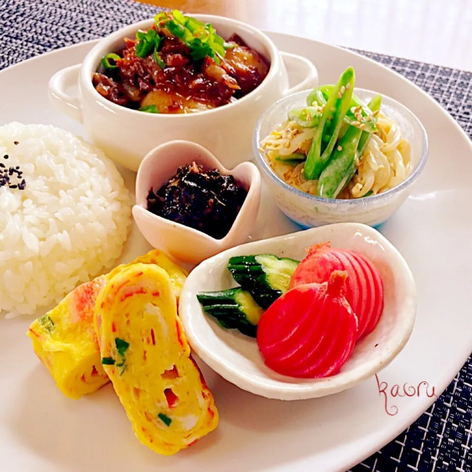 牛すじ肉じゃがプレートランチ♪|かおちゃんさん