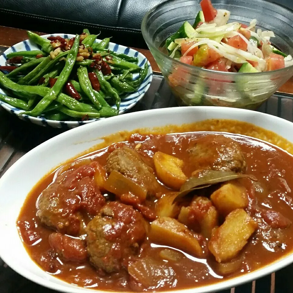 七夕🎋な夜ご飯は煮込みハンバーグとインゲン炒めとトマサラで|dai.noriさん