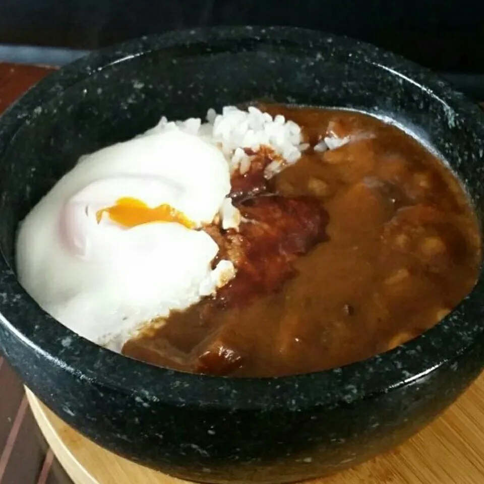 18日の朝飯はレトルト簡単石焼きカレー🙋🍛|dai.noriさん