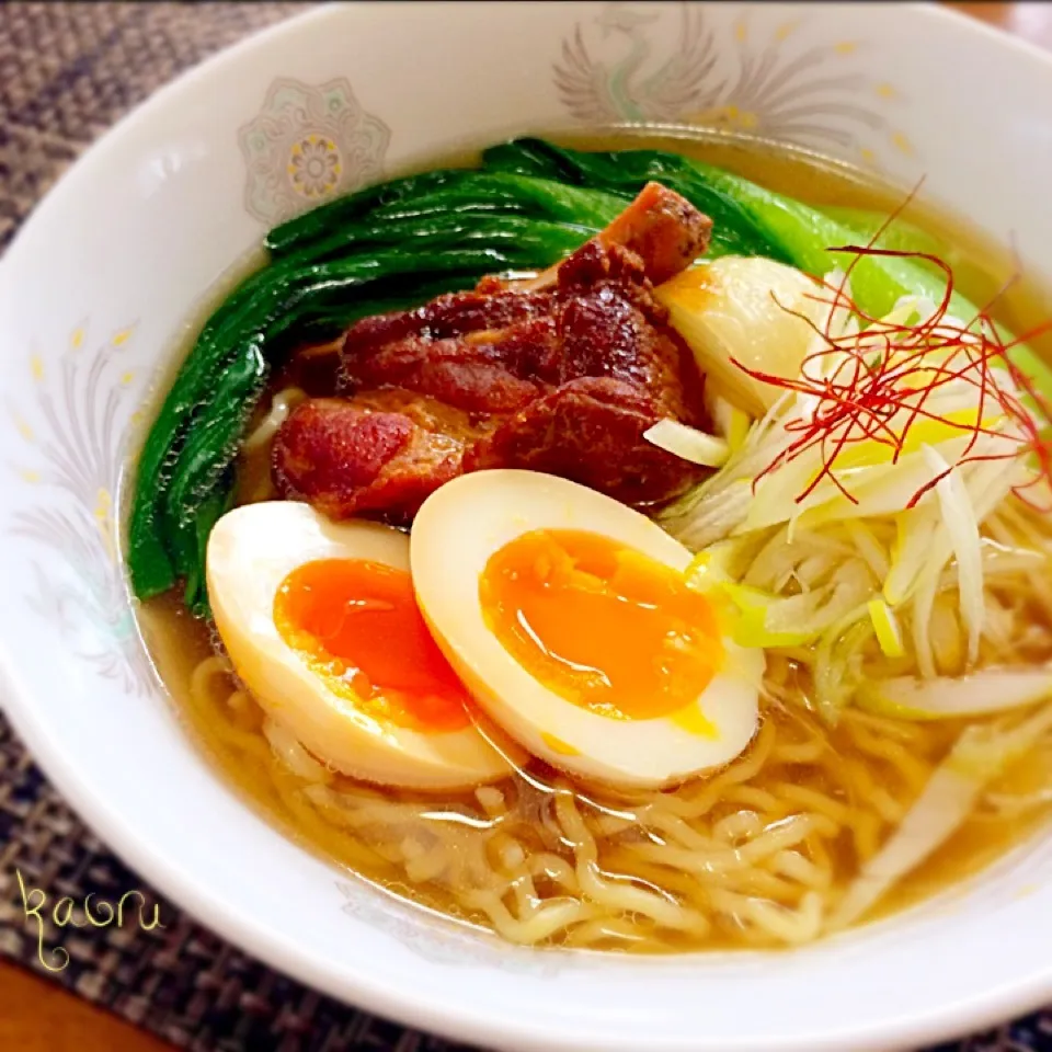 昨日のスペアリブ入り♡鶏塩ラーメン♪|かおちゃんさん