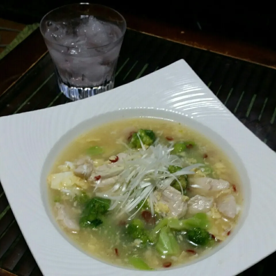 昨日の料理♪ささみとブロッコリーのにんにく玉子soup☺♪|dai.noriさん