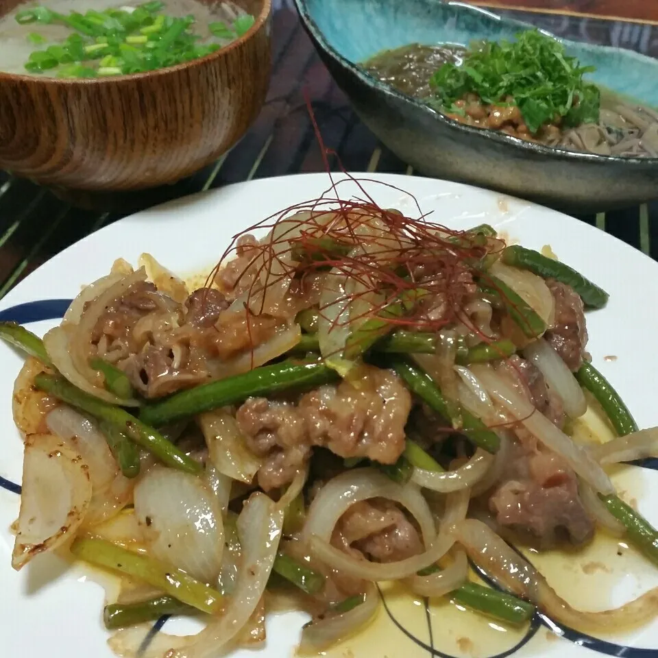 牛肉にんにくの芽と玉ねぎの炒め♪(^o^)/|dai.noriさん