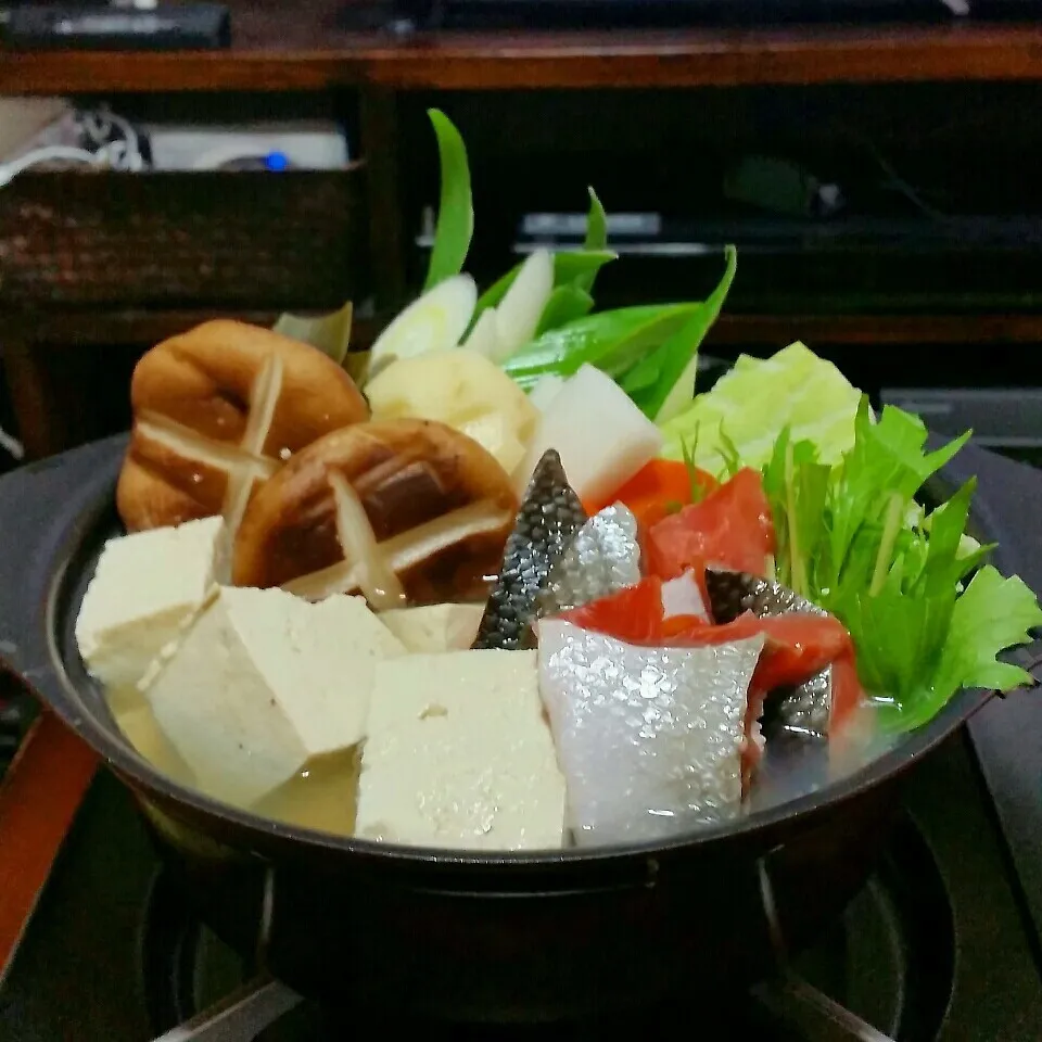 昆布塩麹の鮭鍋からの～(^o^ゞ赤味噌と合味噌の石狩鍋☺|dai.noriさん