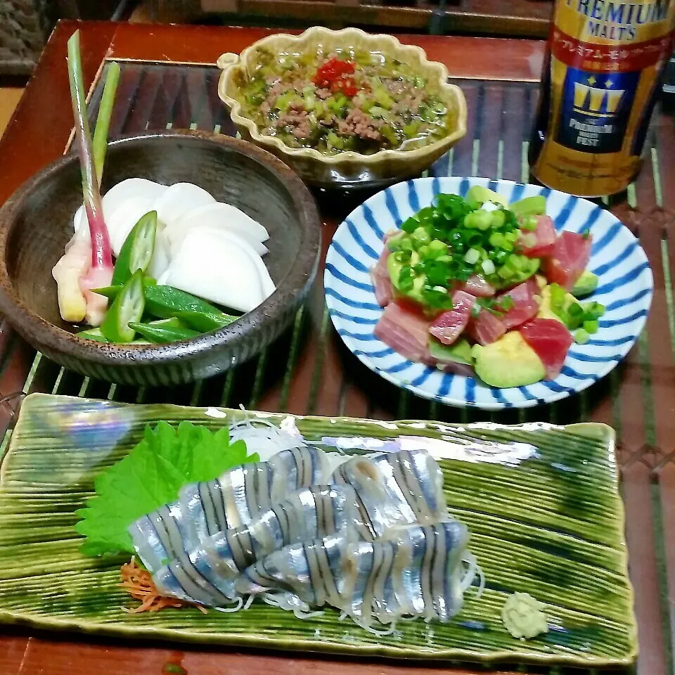 今日の夜ご飯♪初めての蕪とオクラの浅漬と合挽肉と蕪葉の炒め煮|dai.noriさん