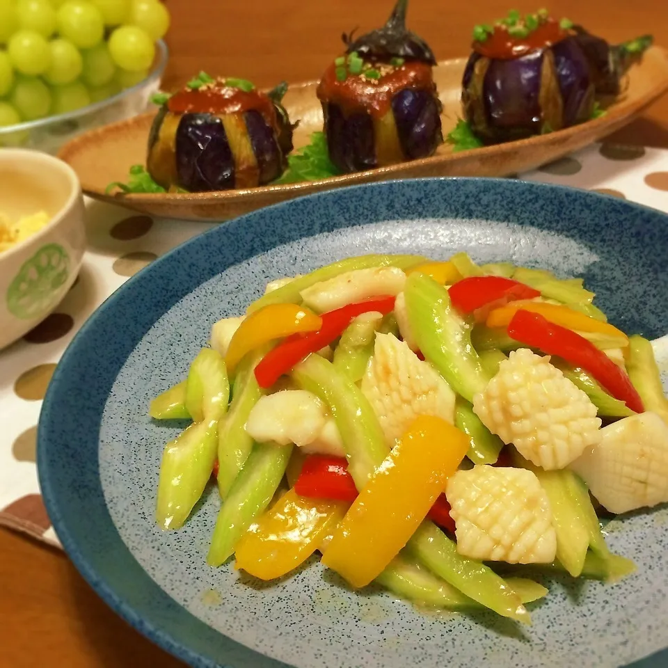 イカとセロリとパプリカの中華塩炒め♪|かおちゃんさん