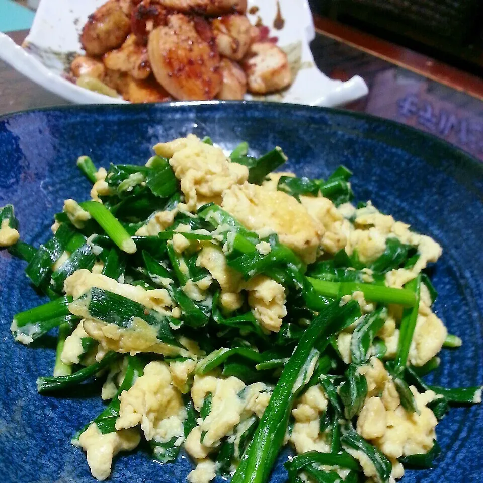 今日の夜ご飯♪ニラ玉と鶏肉炒め(^з^)-☆|dai.noriさん