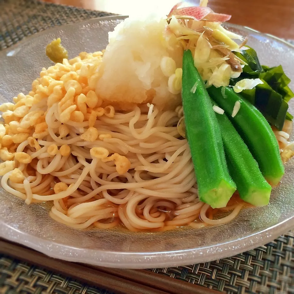 Snapdishの料理写真:冷やしおろしたぬき蕎麦♪|かおちゃんさん