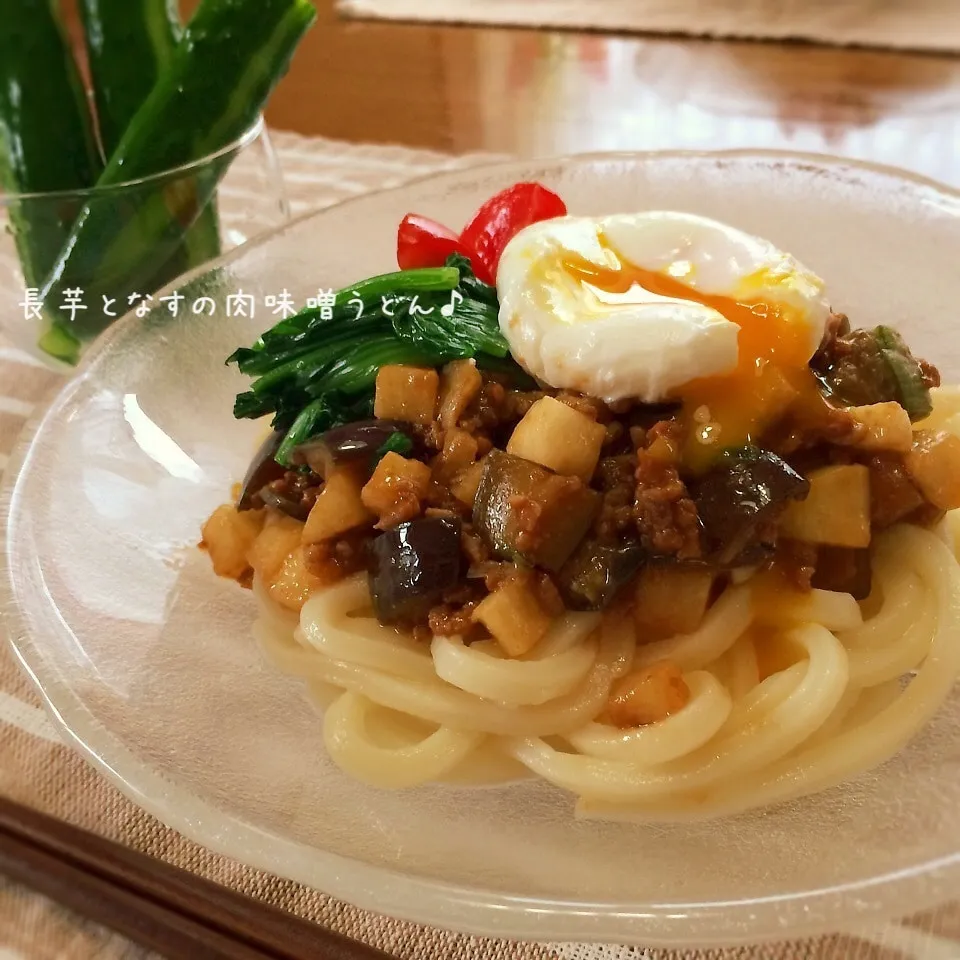 シャキシャキ長芋となすの肉味噌うどん♪|かおちゃんさん