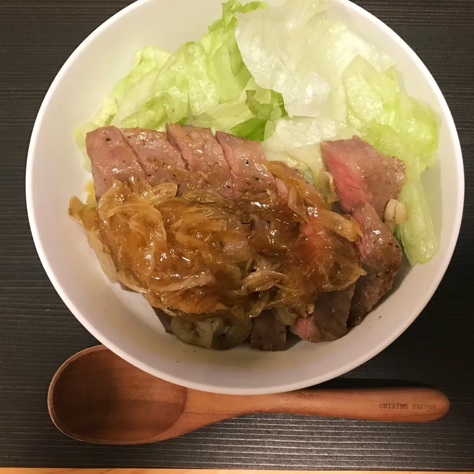 ビーフ丼|なちょすけさん