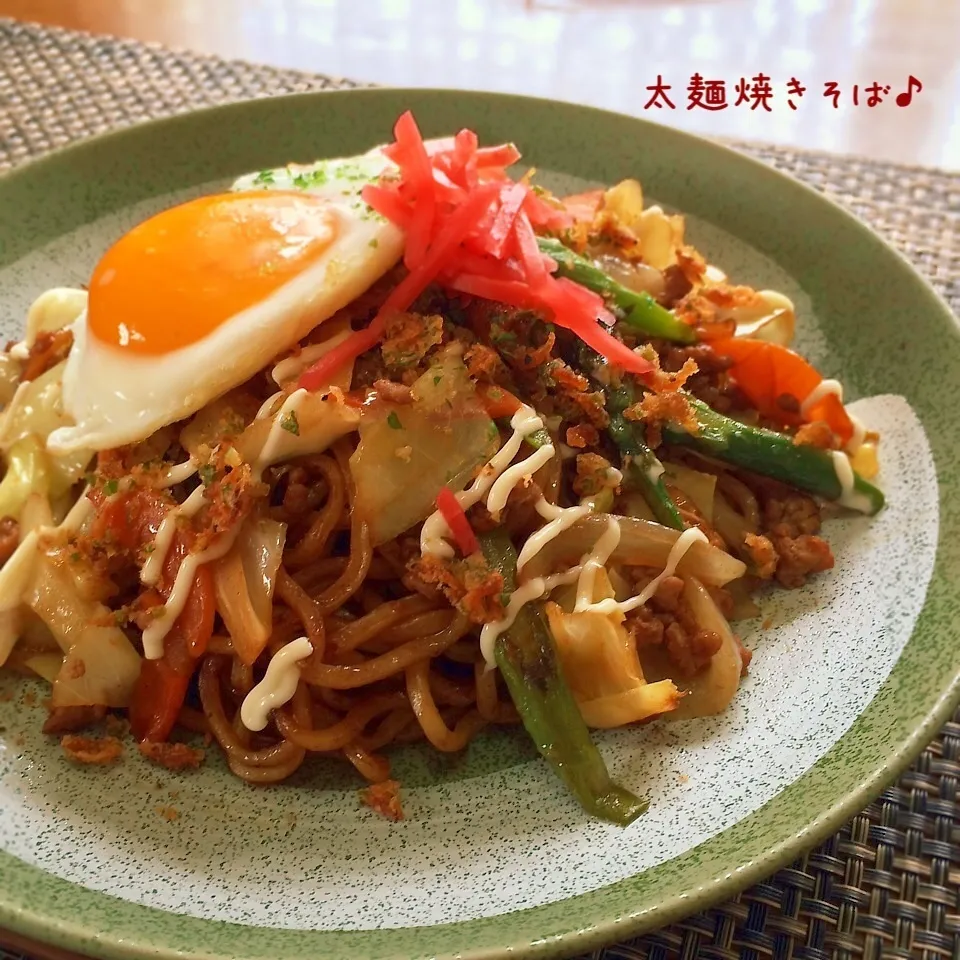 カリカリ揚げ玉の太麺焼きそば♪|かおちゃんさん