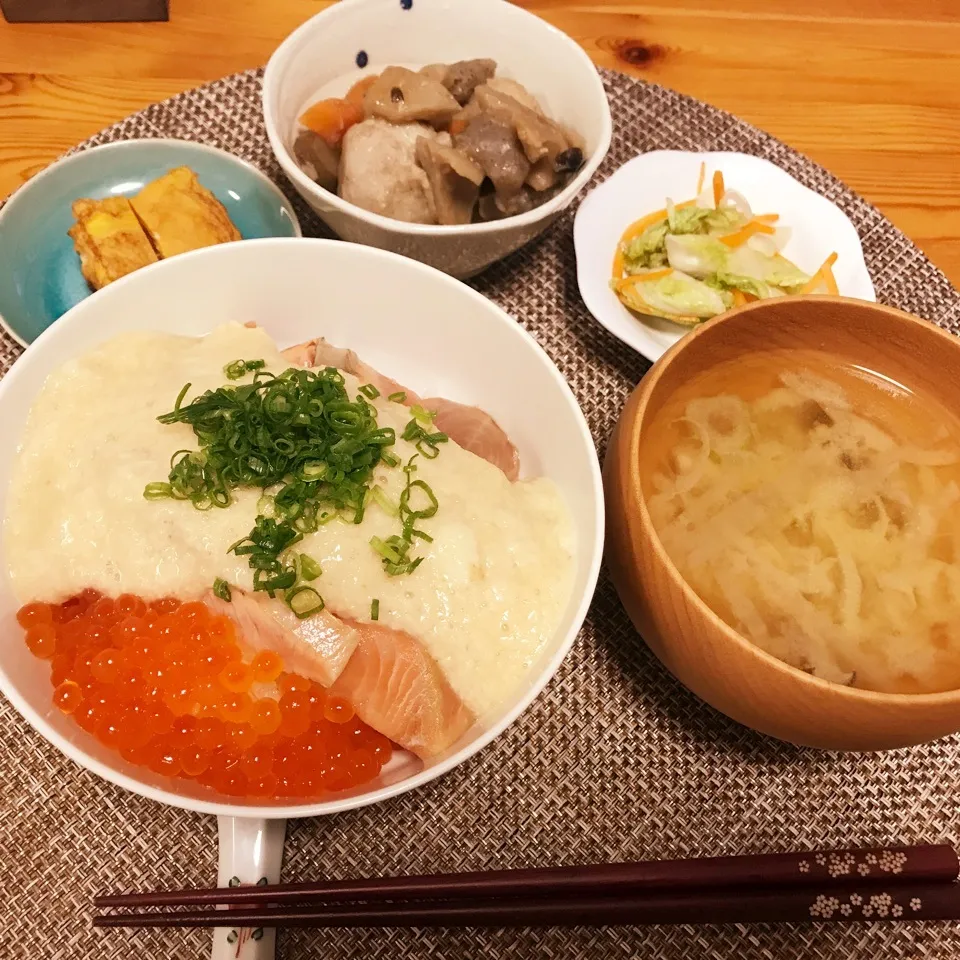 鮭といくらの親子丼|なちょすけさん