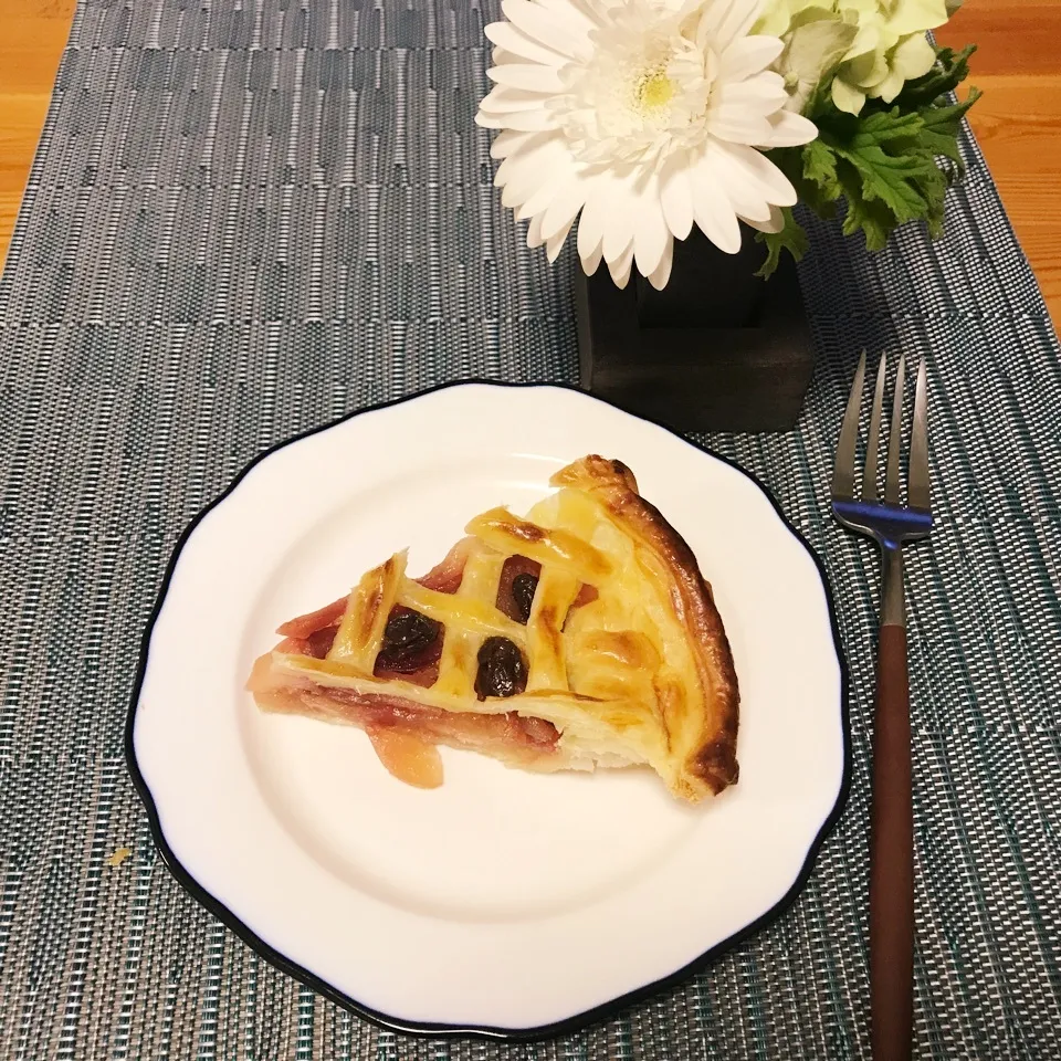 Snapdishの料理写真:アップルパイ|なちょすけさん