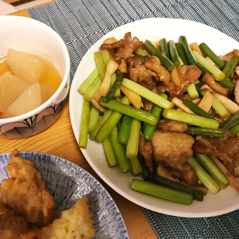 ニンニクと豚肉の炒め物&かぶの煮物|なちょすけさん