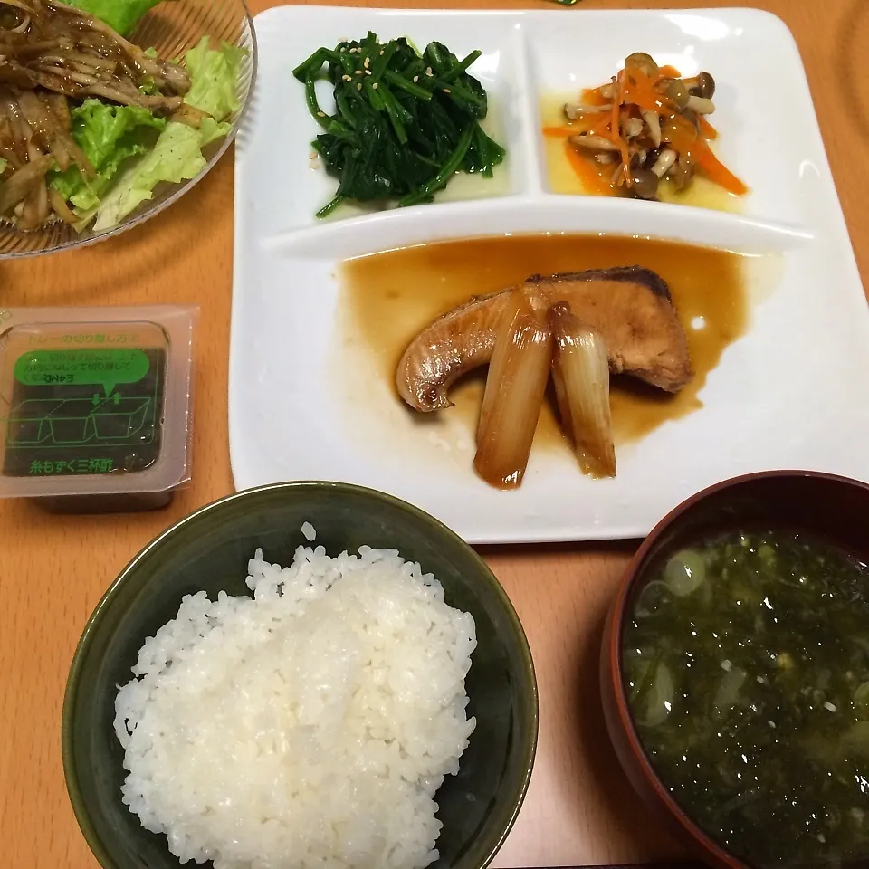 Snapdishの料理写真:お魚定食|なちょすけさん