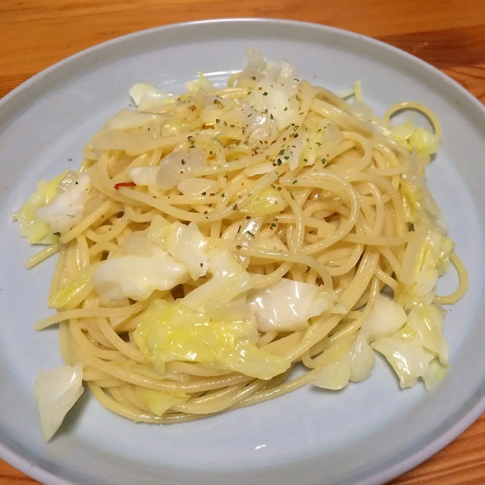 キャベツと玉ねぎのペペロンチーノ|なちょすけさん