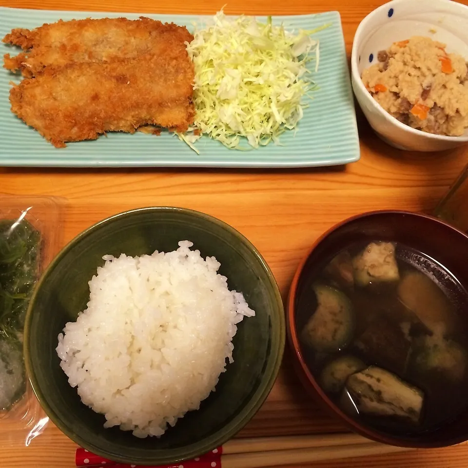 あじフライ定食〜魔法のバッター液で〜|なちょすけさん