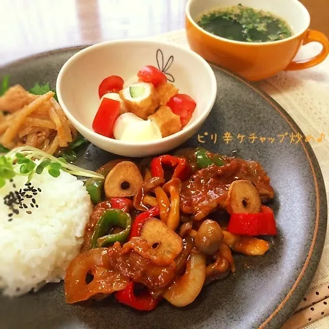 豚バラと野菜のピリ辛ケチャップ炒め♪|かおちゃんさん