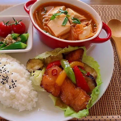 鮭と茄子の南蛮漬けとスンドゥブランチ♪|かおちゃんさん