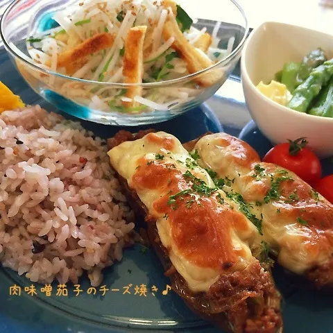 Snapdishの料理写真:肉味噌茄子のチーズ焼きランチ♪|かおちゃんさん