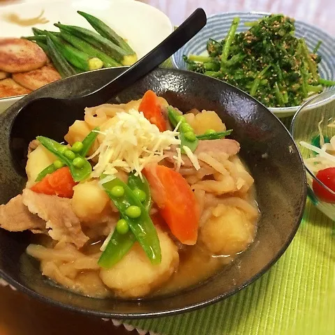 生姜肉じゃが〜春菊の胡麻和え♪|かおちゃんさん