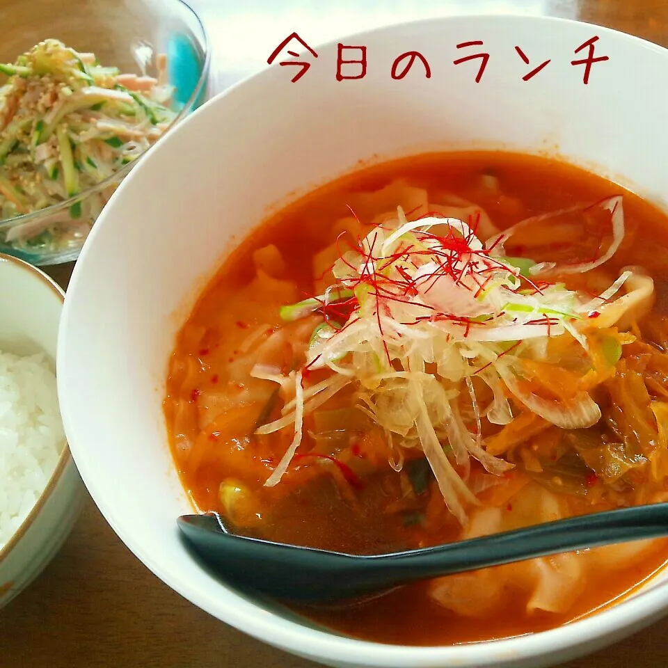 餃子入り～キムチスープでランチ♪|かおちゃんさん