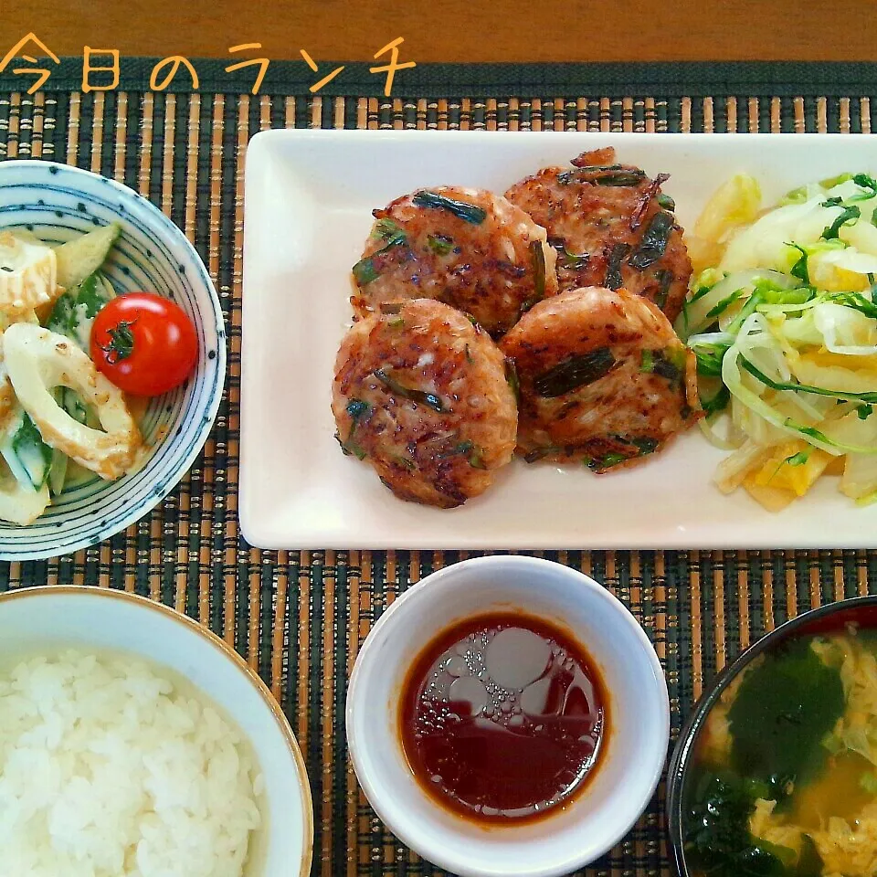 ニラもやしバーグでランチ♪|かおちゃんさん