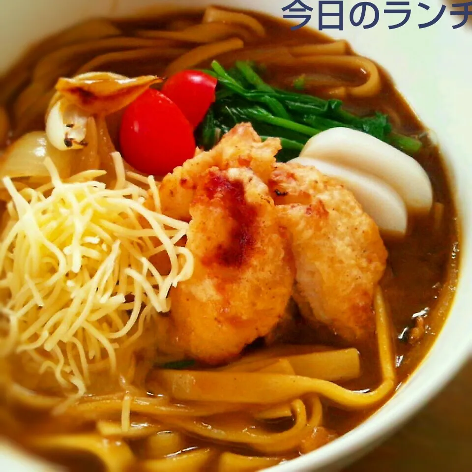 Snapdishの料理写真:リメイク～昨日のとり天でチーズカレーうどん♪|かおちゃんさん