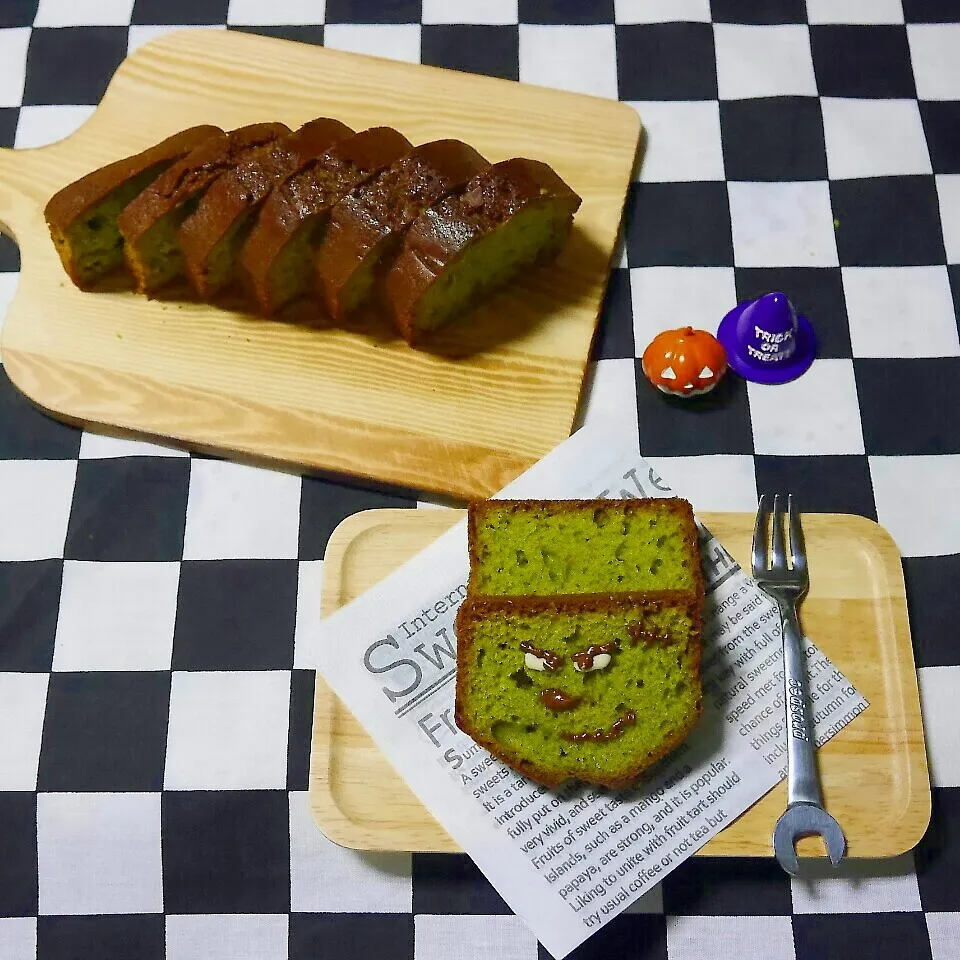 Snapdishの料理写真:フランケンシュタイン　パウンドケーキ|ちーさん