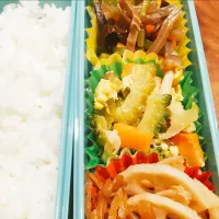 Snapdishの料理写真:JK弁当 母が送ってくれたおかずを詰めただけ|Kyさん