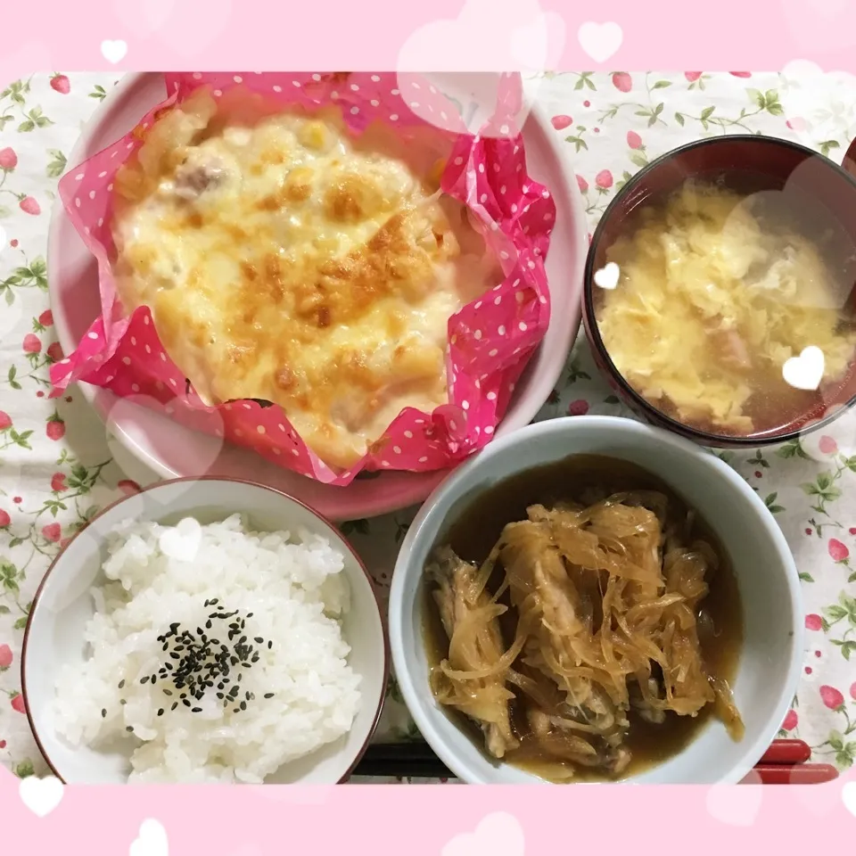 今日の夕飯 エビ 鶏のグラタン💕💕|うさぴょんさん