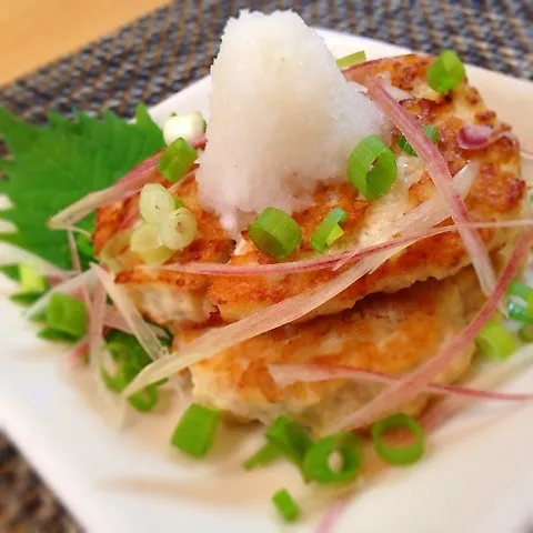 鶏ミンチとレンコンと豆腐のハンバーグみたいな|かのパパさん