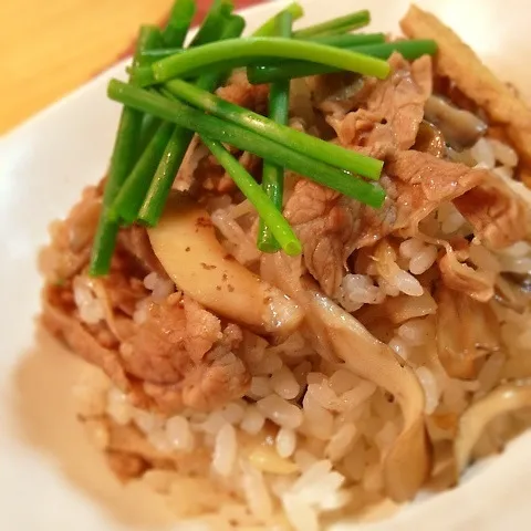 mi♪さんの牛肉と舞茸の時雨煮混ぜご飯！|かのパパさん