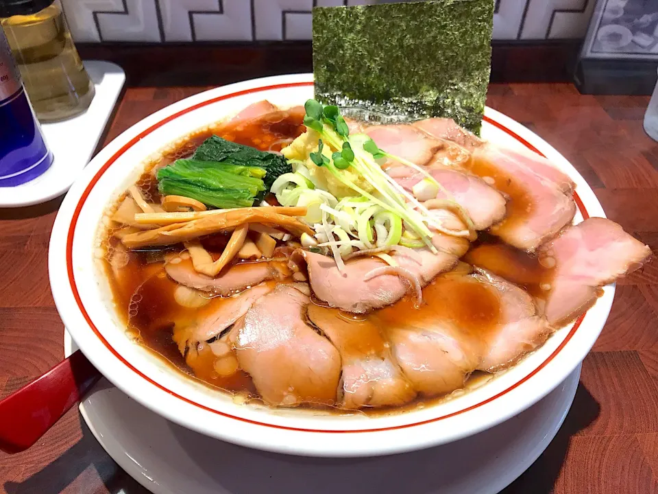 生姜醤油ラーメン レアチャートッピング 生姜多め|マハロ菊池さん