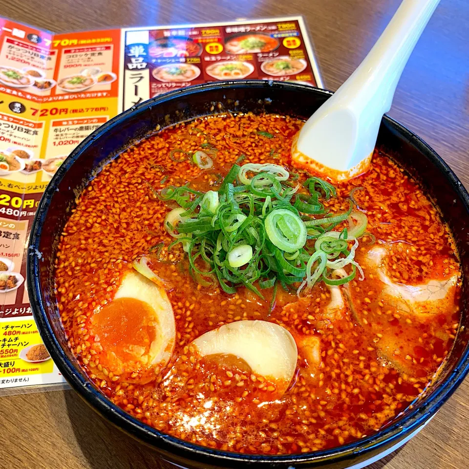 赤味噌ラーメン…細麺…来来亭小野原店|Kob Sathapornさん