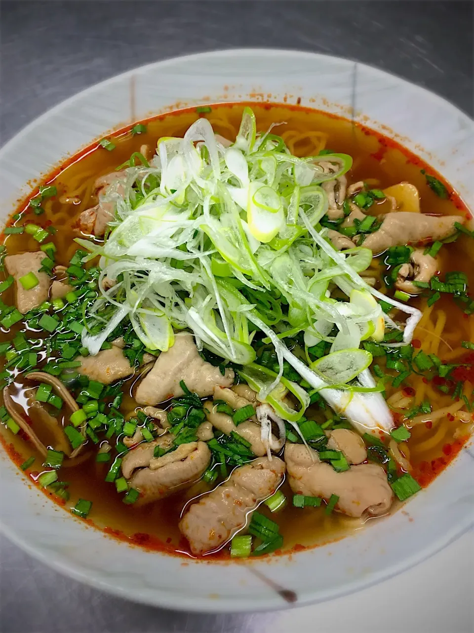 今日の賄い
モツ煮ラーメン🍜|内気なjohnnyさん