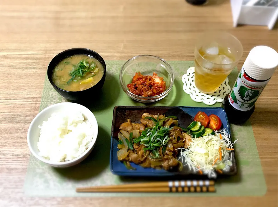 鶏肉とたまねぎの味噌炒め|Ninomiya aiさん