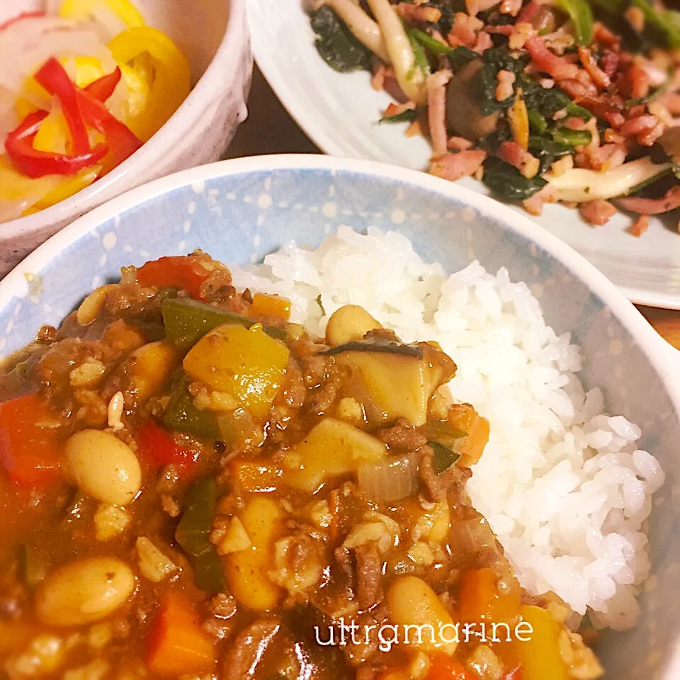 ＊大豆とお豆肉・きのこ#ヘルシーカレー ♪＊|ultramarineさん