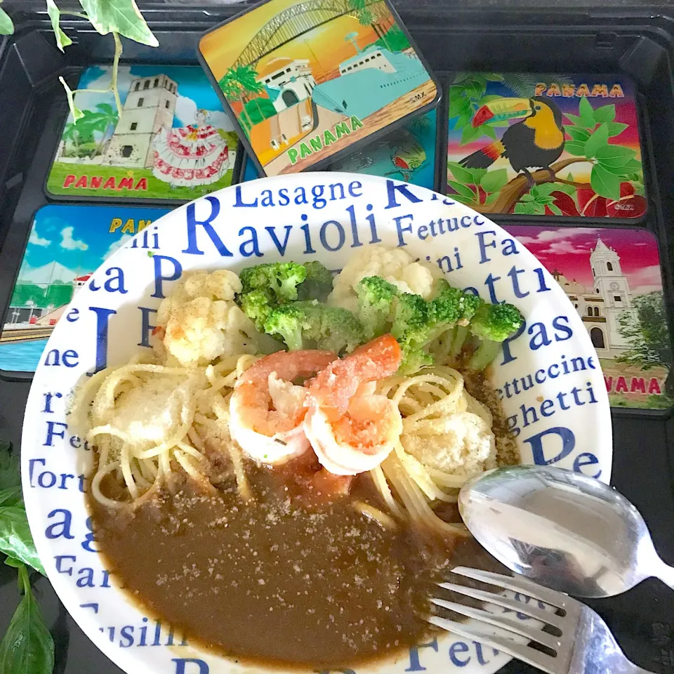 華麗なるカレーパスタ🍝🍛|シュトママさん