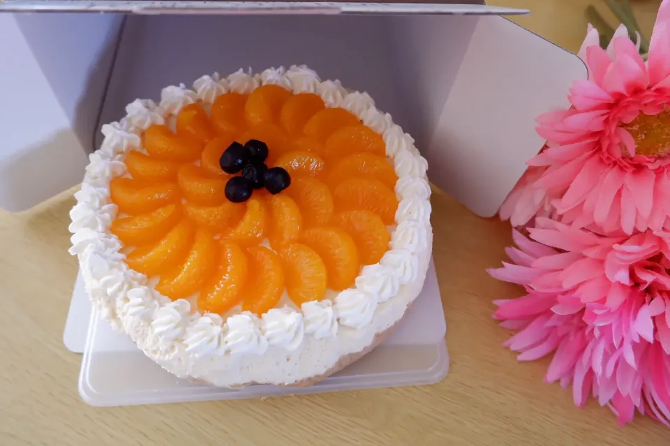 Cheesecake with orange toppings|kokinekat@(・●・)@さん