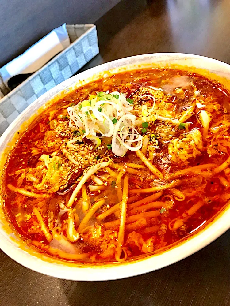 Snapdishの料理写真:✨漢の激辛卵ラーメン🍜✨|中さんさん