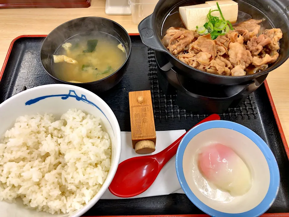 Snapdishの料理写真:牛鍋膳|T. Wonderさん