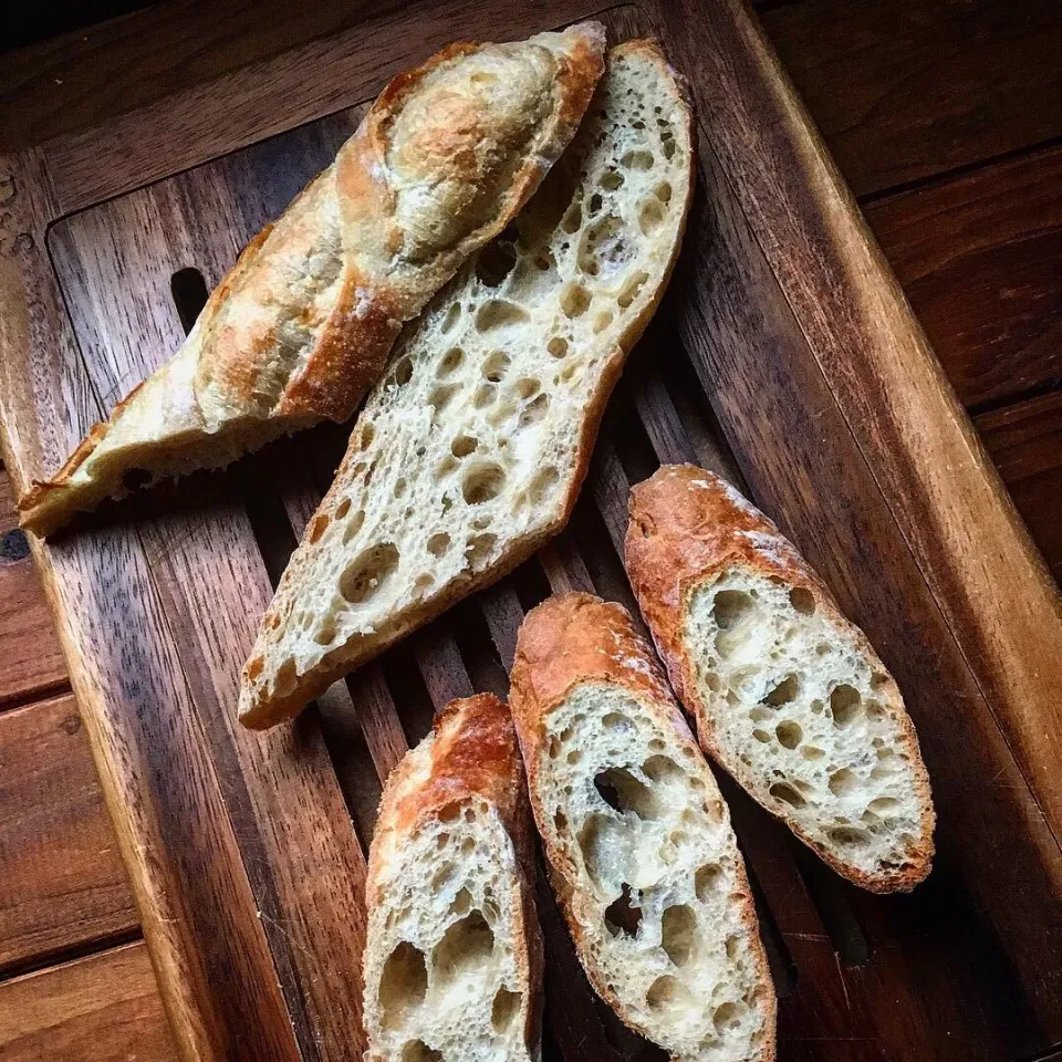 バゲット🥖修行再開( ˶˙º̬˙˶ )୨⚑︎"|カンカンさん