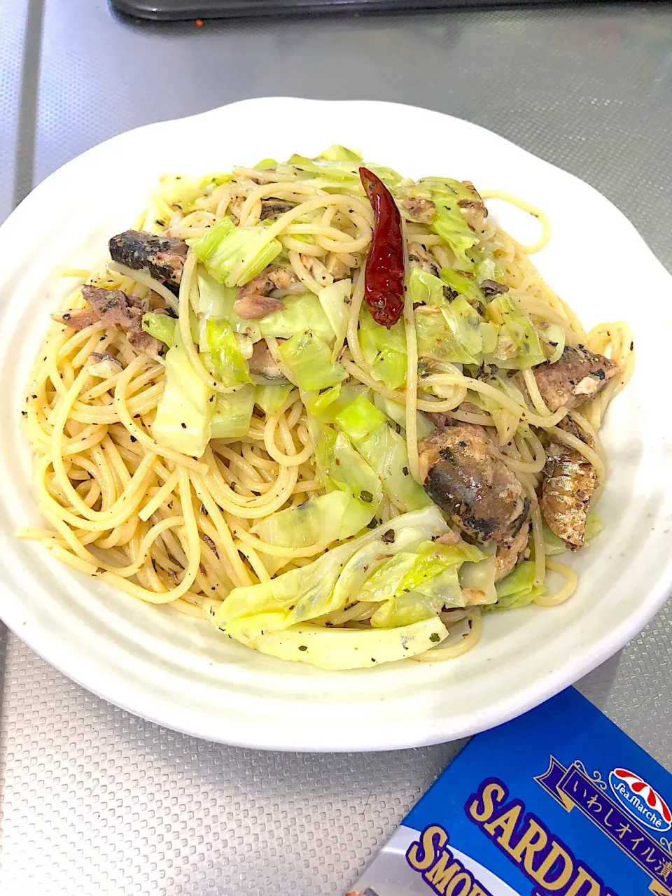 イワシ缶とキャベツのパスタ|米井 宏喜さん