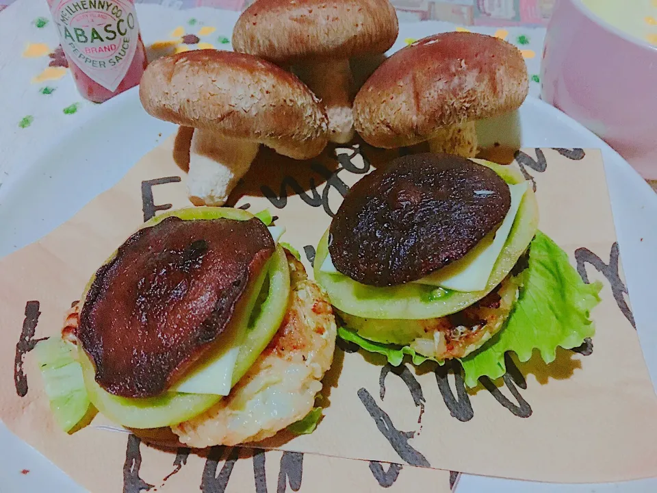 椎茸のヘルシーライスバーガー|ubechaさん